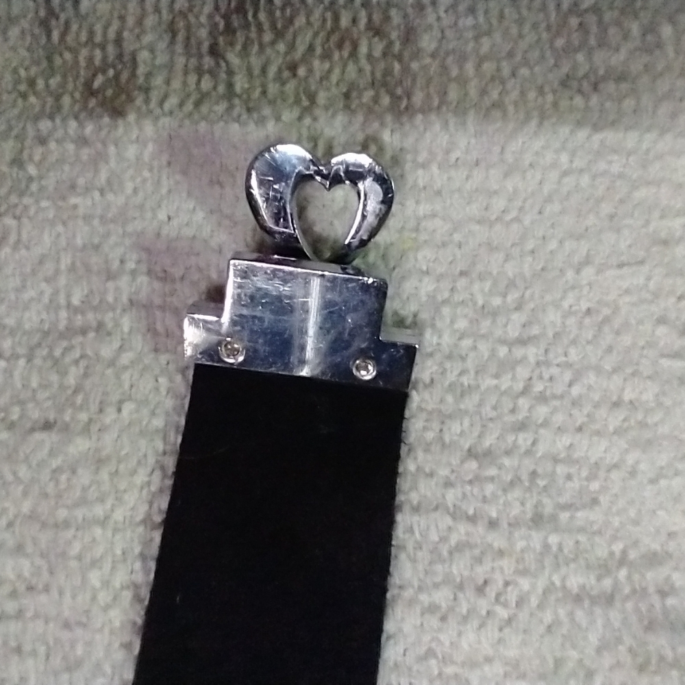 Silvertone black faux leather mirror heart crystal bracelet - Picture 7 of 9